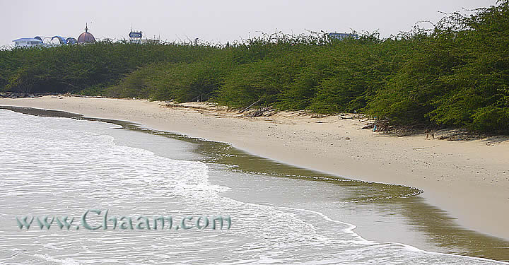 Puek Tian beautiful sandy beach