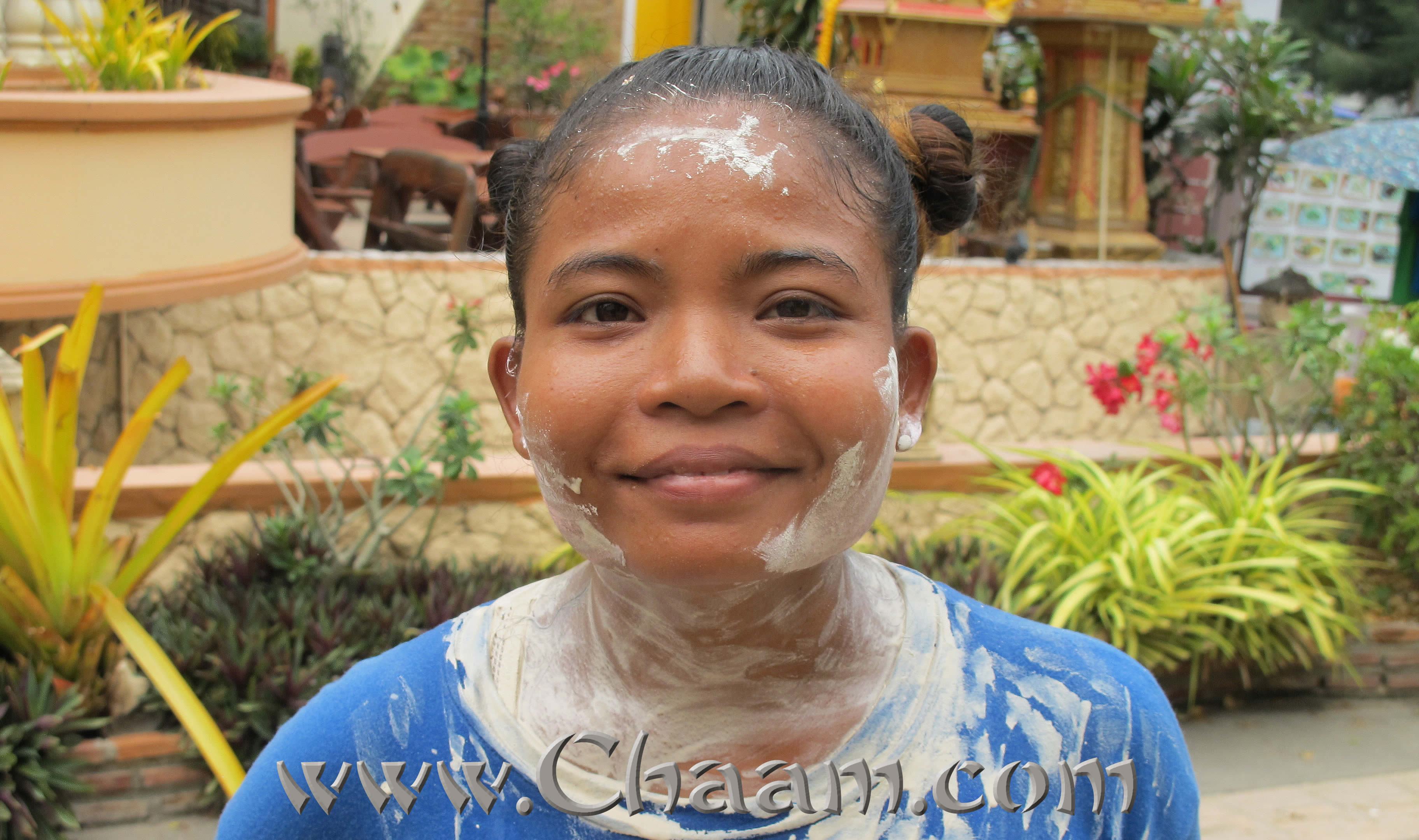 Thai Lady with powder in face